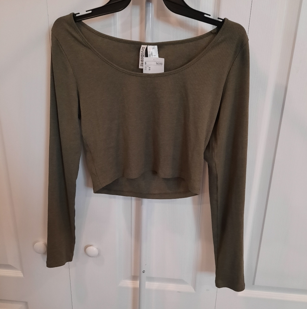 H&M Green Crop top